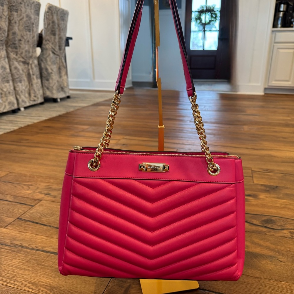 Michael Kors Fuchsia Quilted Chain Shoulder Tote Bag 05-0176